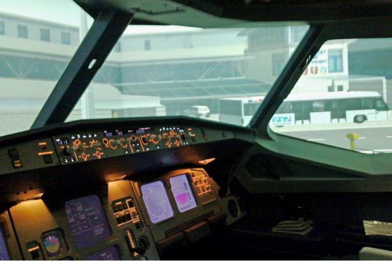 Trening na symulatorze lotniczym Airbus A320 w Gdańsku