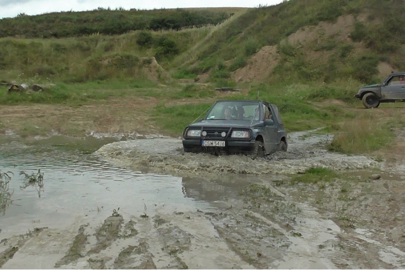 Dwugodzinna terenowa jazda 4x4 off-road za kierownicą