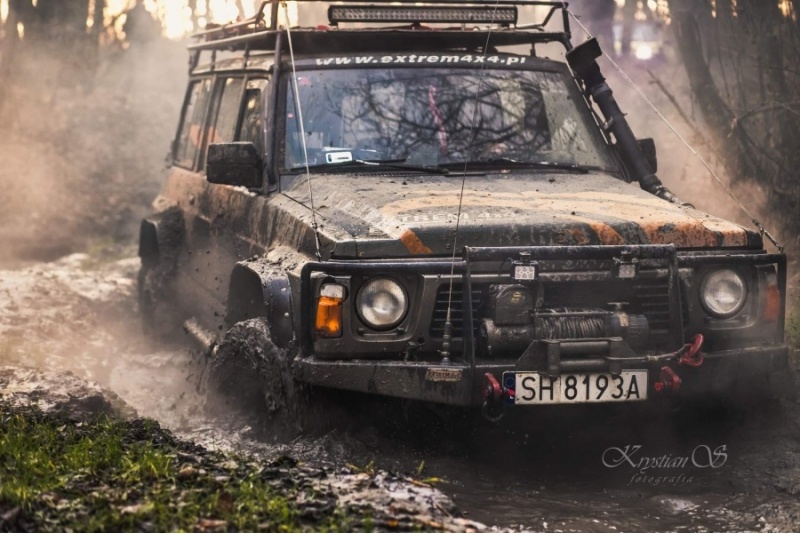 Jazda za kierownicą off-road 4x4