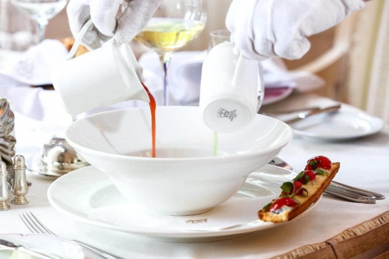 Nocleg w pokoju Bursztynowym z wizytą w centrum SPA „TB Palace Hotel & SPA”