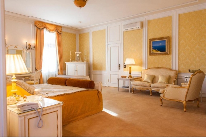 Nocleg w pokoju Bursztynowym z wizytą w centrum SPA „TB Palace Hotel & SPA”