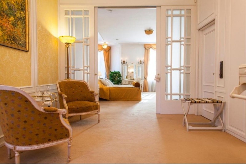 Nocleg w pokoju Bursztynowym z wizytą w centrum SPA „TB Palace Hotel & SPA”