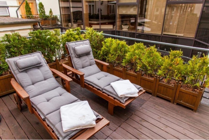 Nocleg w eleganckim pokoju Szmaragd w hotelu „TB Hotel & SPA”