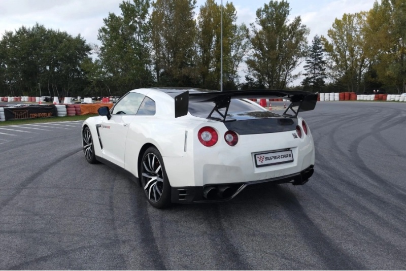 Jazda za kierownicą Nissan GTR