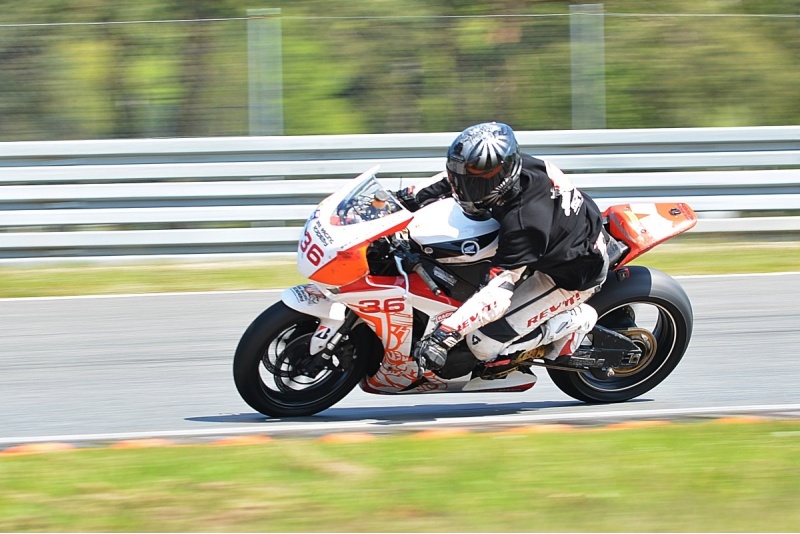 Szkolenie z doskonalenia jazdy motocyklem z 3MM Racing Academy