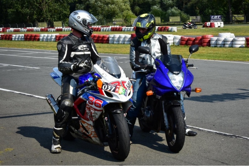 Szkolenie z doskonalenia jazdy własnym motocyklem z 3MM Racing Academy