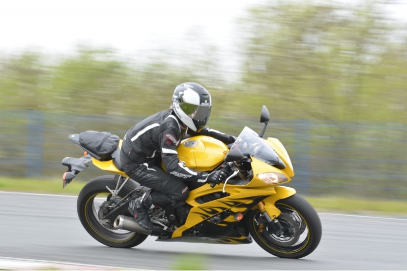 Szkolenie z doskonalenia jazdy własnym motocyklem z 3MM Racing Academy