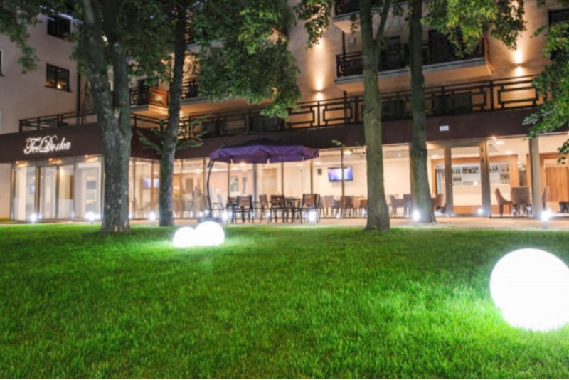 Odpoczynek ze śniadaniem dla dwojga w Hotelu Teodorka  w Ciechocinku