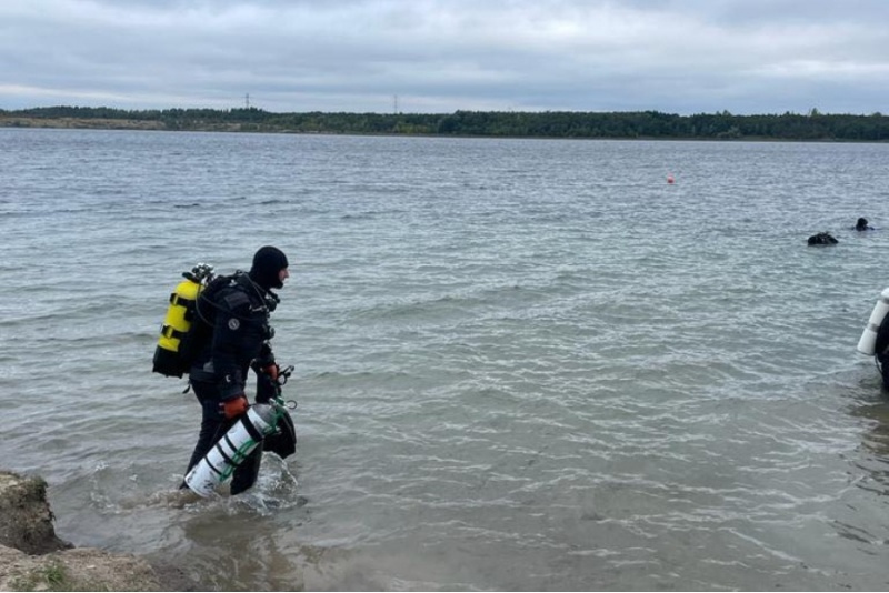 Pierwsze nurkowanie na skuterze podwodnym