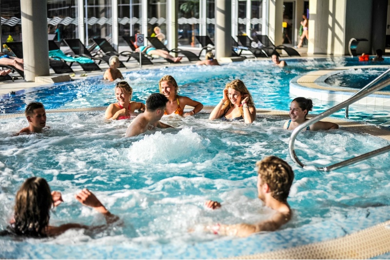 2 noclegi ze strefą SPA dla dwojga w „Atostogų parkas” w Połądze
