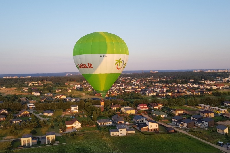 Lot balonem na ogrzane powietrze w Trokach „Audenis”