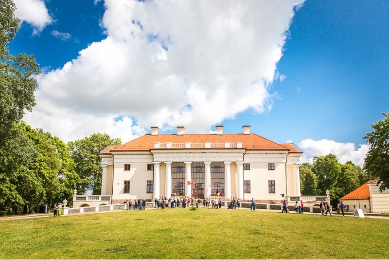 Relaks w dworku dla dwojga z zabiegami SPA w Pakruojis Manor