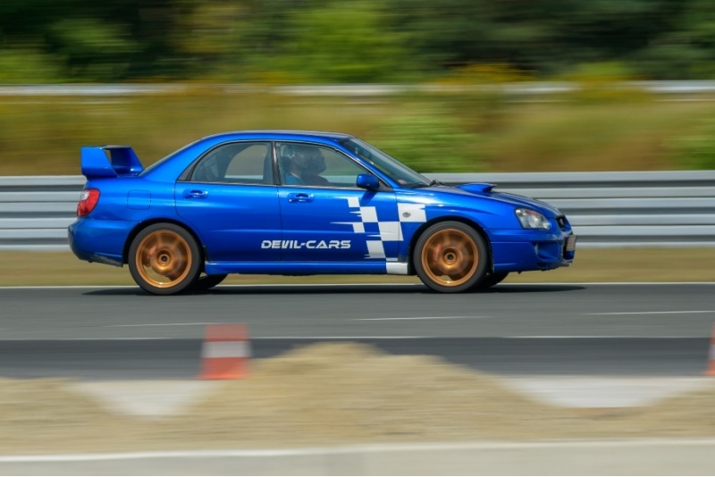 Przejażdżka za kierownicą samochodu Subaru Impreza WRX