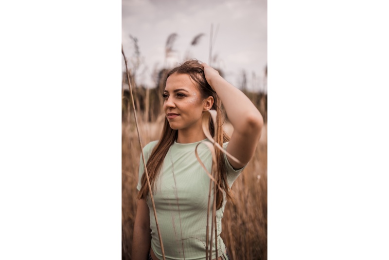 Sesja kobieca w plenerze z Anną Potępa Photography