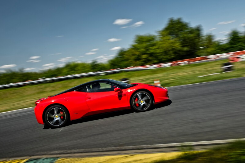 Jazda Ferrari 458 Italia w Poznaniu