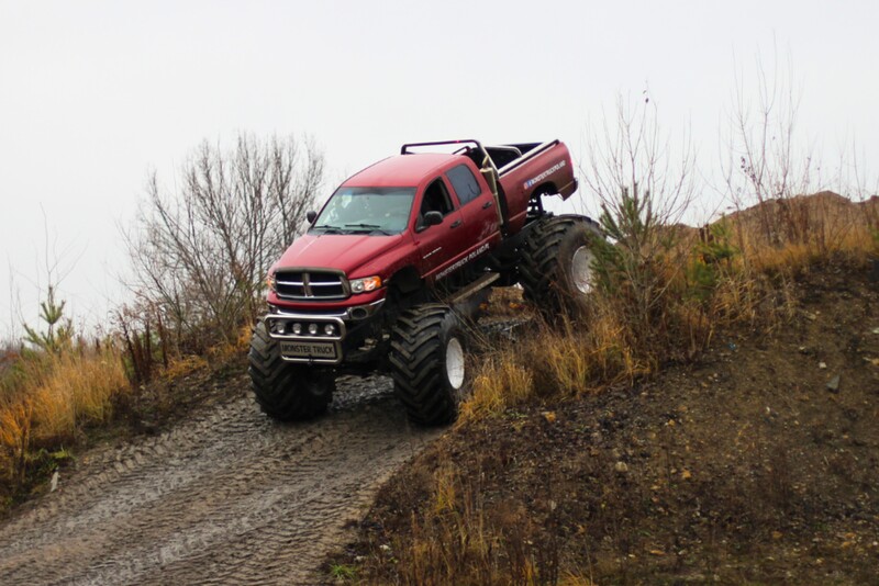 Jazda w roli pasażera Monster Trucka