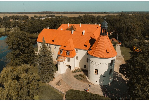 Karta podarunkowa na usługi zamku „Jaunpils”