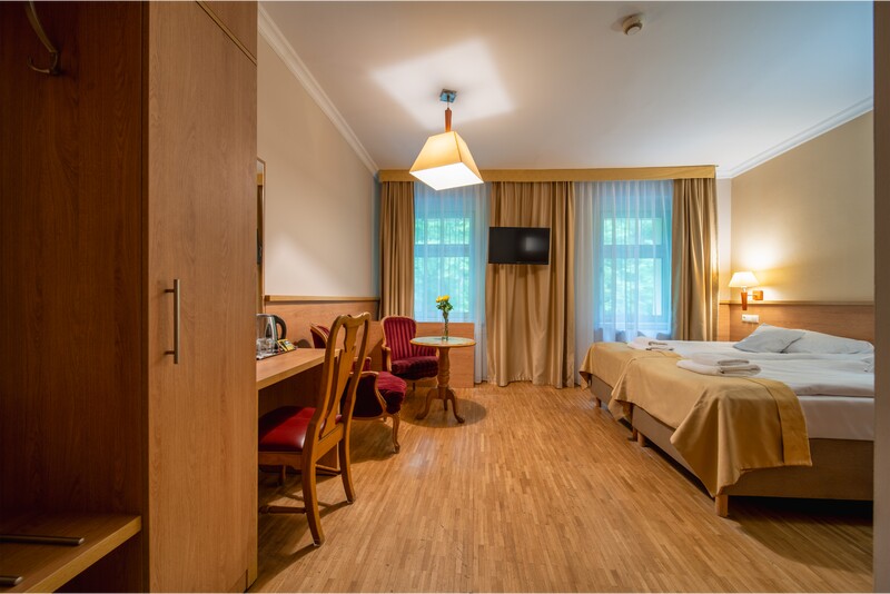 Tygodniowy pobyt w Hotelu Mir-Jan w Lądku-Zdroju
