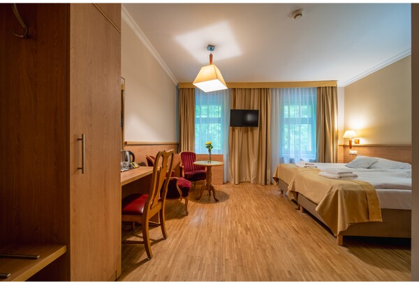 Tygodniowy pobyt w Hotelu Mir-Jan w Lądku-Zdroju