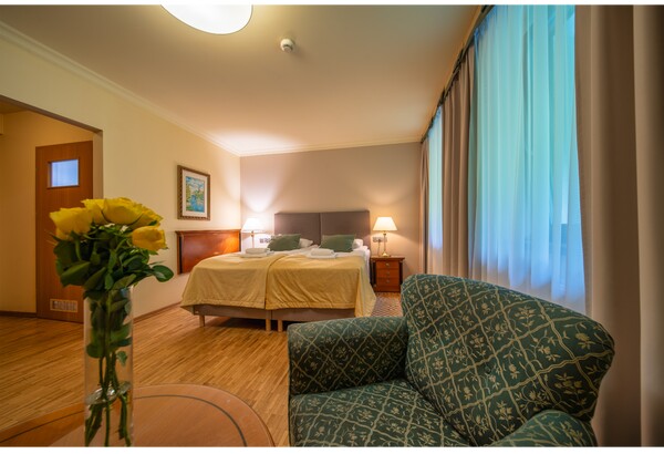 Nocleg w Hotelu Mir-Jan w Lądku-Zdroju