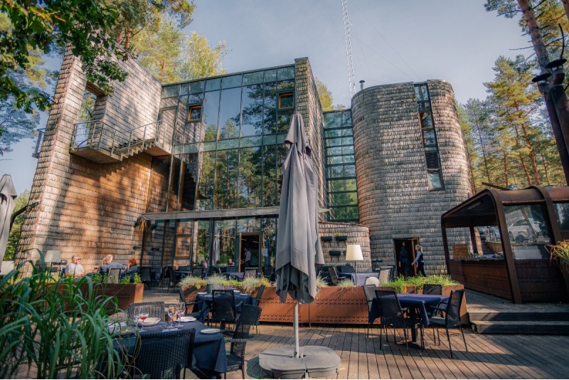 Nocleg z sauną, wędkowaniem i kolacją dla dwojga w „TonyResort“