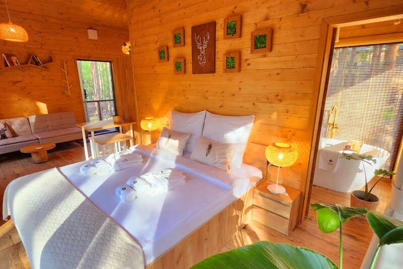 Pobyt w dowolnym domku na drzewie Tree Houses
