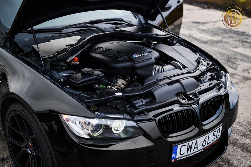 Jazda BMW M3 E92 jako pasażer po profesjonalnym torze wyścigowym