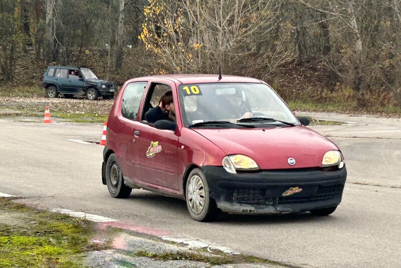 Jazda pojazdem Seicento na Torze Autek