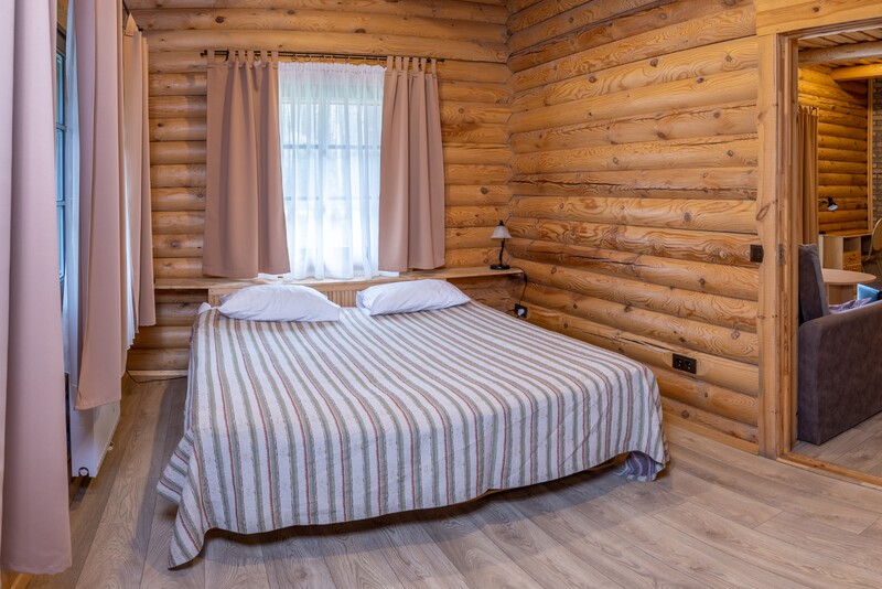 2 noclegi ze strefą SPA dla dwojga w „Atostogų parkas” w Połądze