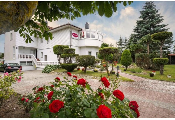 Romantyczna noc nad morzem w Rewalu dla dwojga