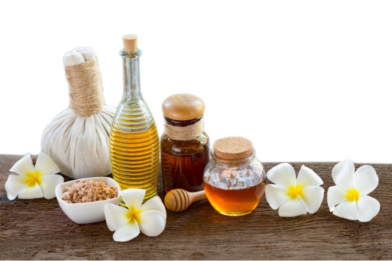 Ekskluzywny masaż złotym olejem w Noelle SPA & Beauty