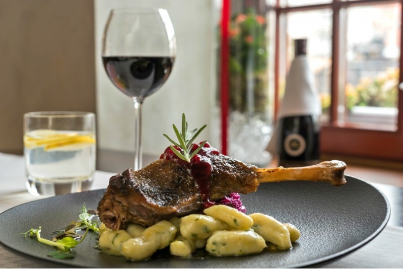 Kolacja degustacyjna z winem w Gdańsku