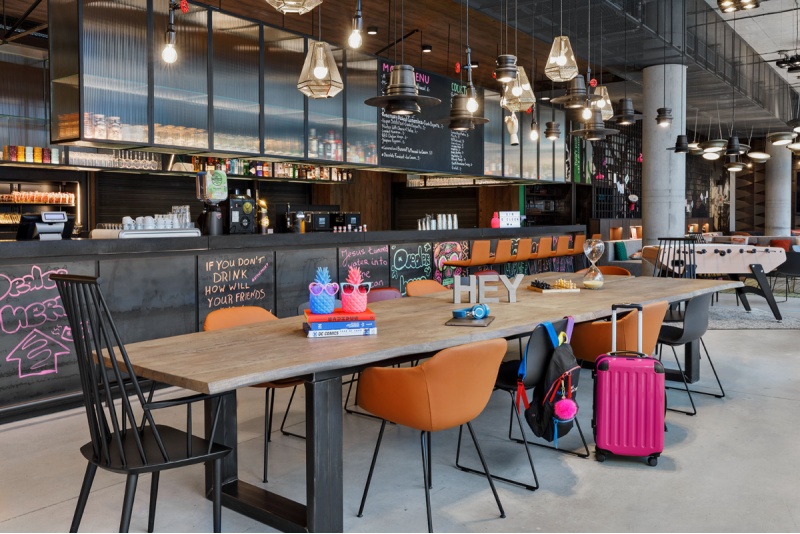 Bon podarunkowy do hotelu „Moxy Kaunas Center”.