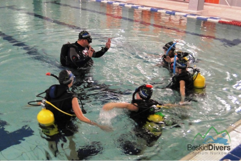 Podstawowy kurs nurkowy w Centrum nurkowym Beskid Divers