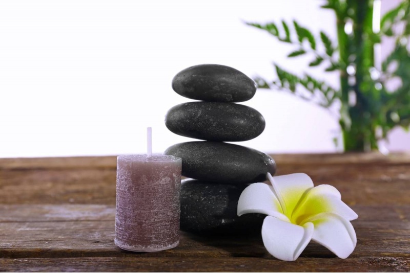 Masaż gorącymi kamieniami w Noelle SPA & Beauty