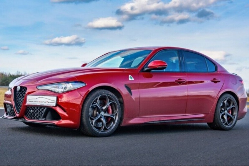 Przejażdżka samochodem Alfa Romeo Giulia Quadrifoglio