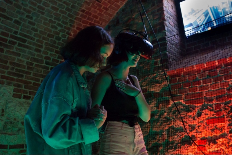 Przygoda w Wirtualnym Świecie VR Studio w Krakowie