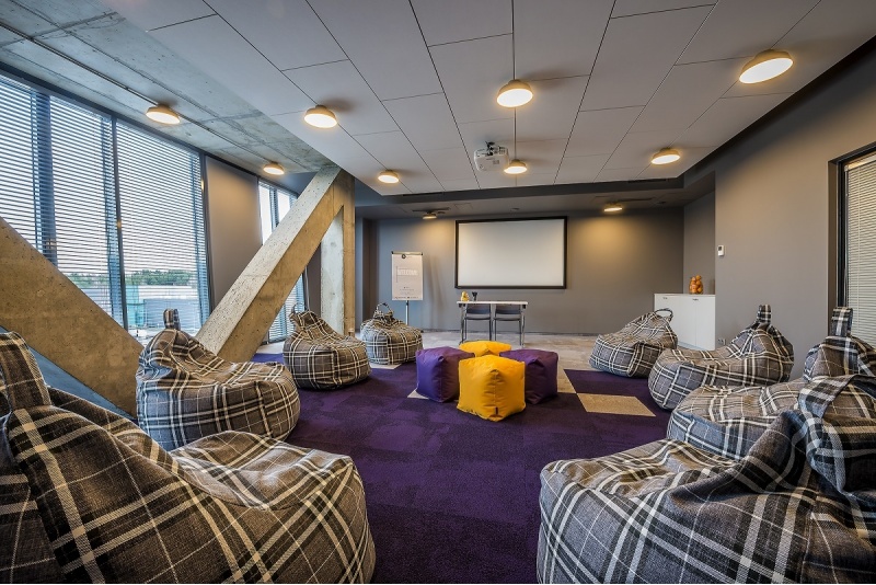 Nocleg ze śniadaniem i kolacją w hotelu „Urbihop Hotel” w Wilnie