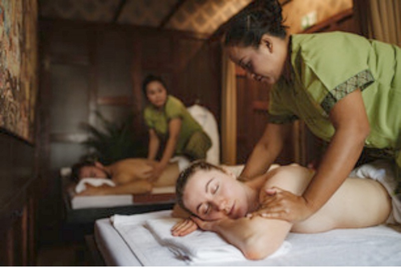 Masaż olejkami aromatycznymi dla dwojga w salonie Siam Relax