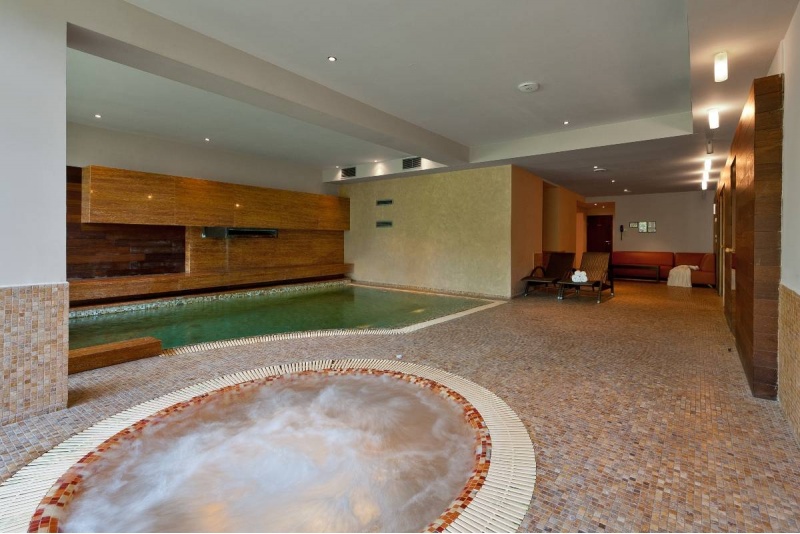 Nocleg ze śniadaniem i SPA dla dwojga w hotelu „Belvilis“ w Moletach