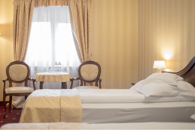 Nocleg z obiadokolacją i masażami dla dwojga w Hotelu Chopin w Sochaczewie
