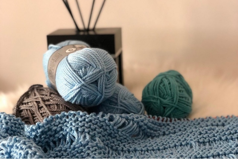 Warsztaty robienia na drutach dla średniozaawansowanych