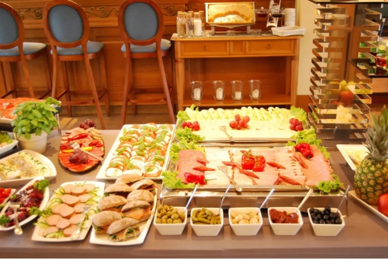 Romantyczny nocleg ze śniadaniem w Hotelu Włoskim w Poznaniu