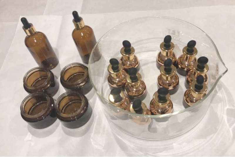 Skomponuj własne perfumy w Akademii 4 pory roku w Warszawie